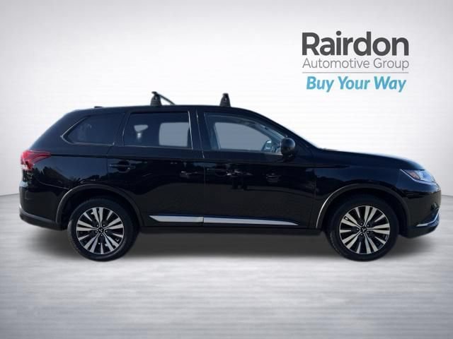 Used 2020 Labrador Black Metallic Mitsubishi ES image 8