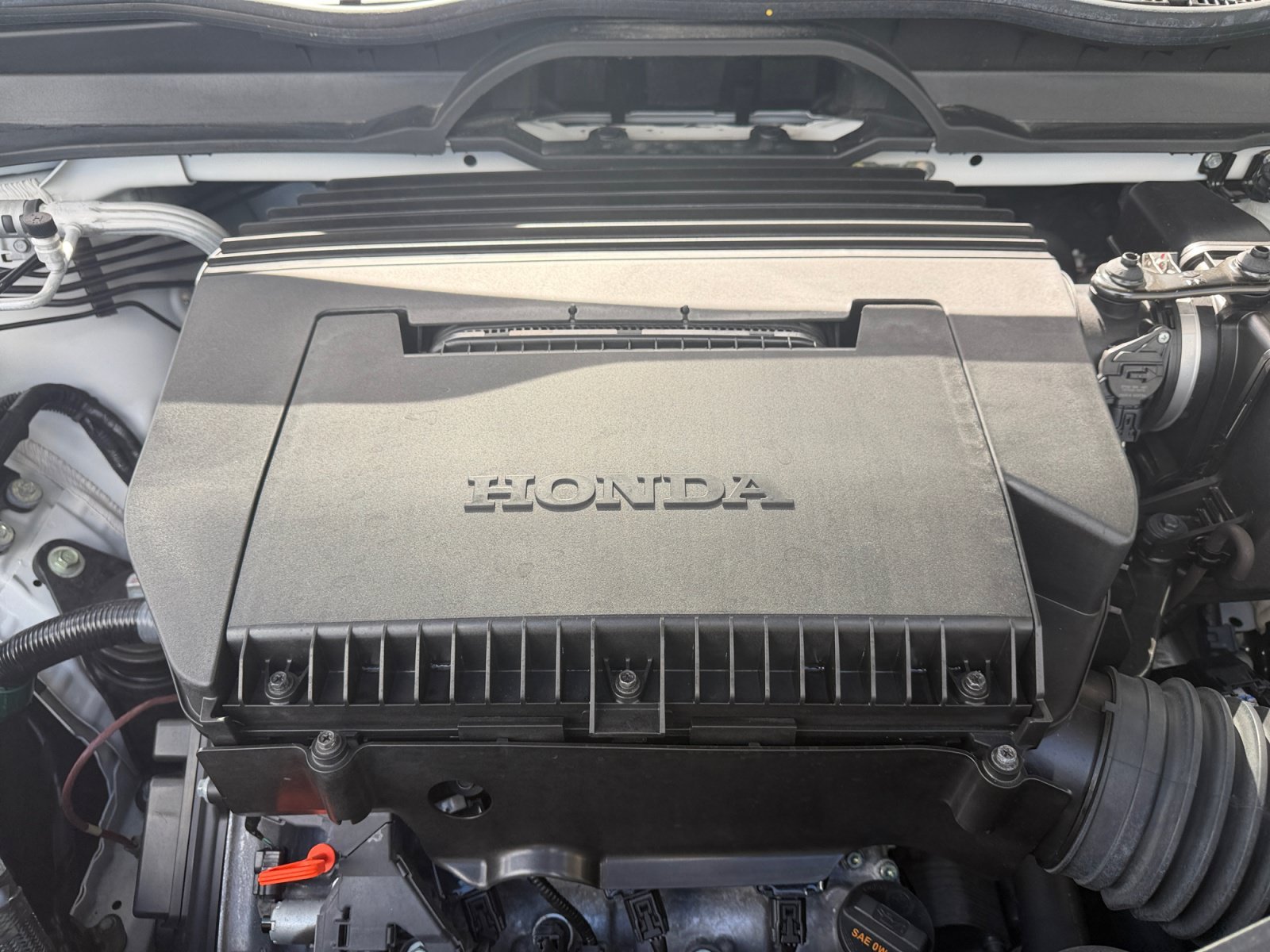 Certified Used 2025 Platinum White Pearl Honda Touring image 7