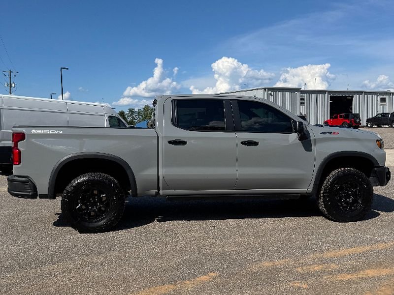 Used 2024 Slate Gray Metallic Chevrolet ZR2 Bison Edition image 6