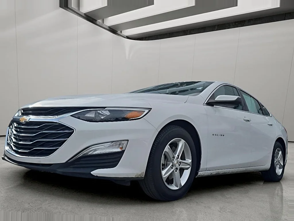 Used 2024 Summit White Chevrolet LS image 1