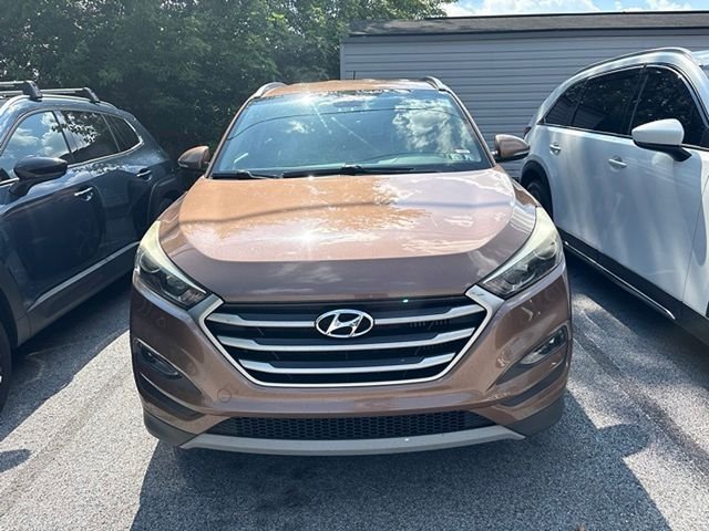 Used 2017 Beige Hyundai Sport image 3