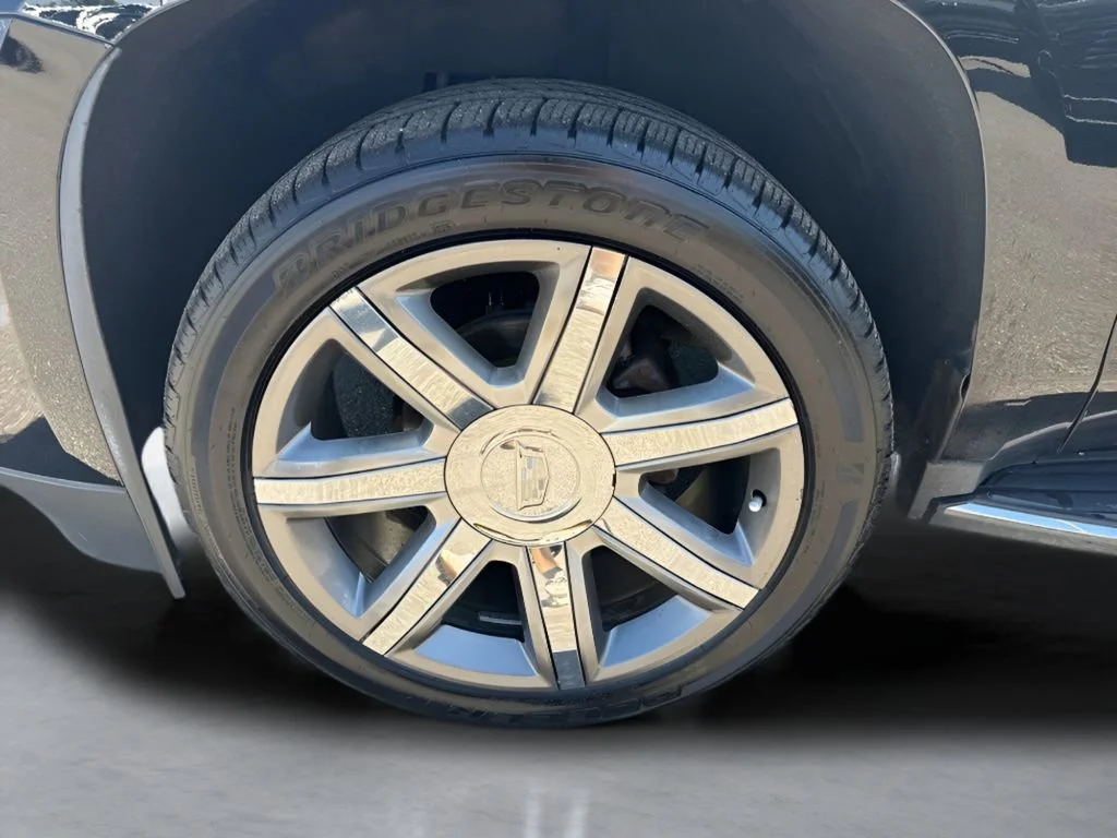 Used 2018 Black Raven Cadillac Premium Luxury image 39