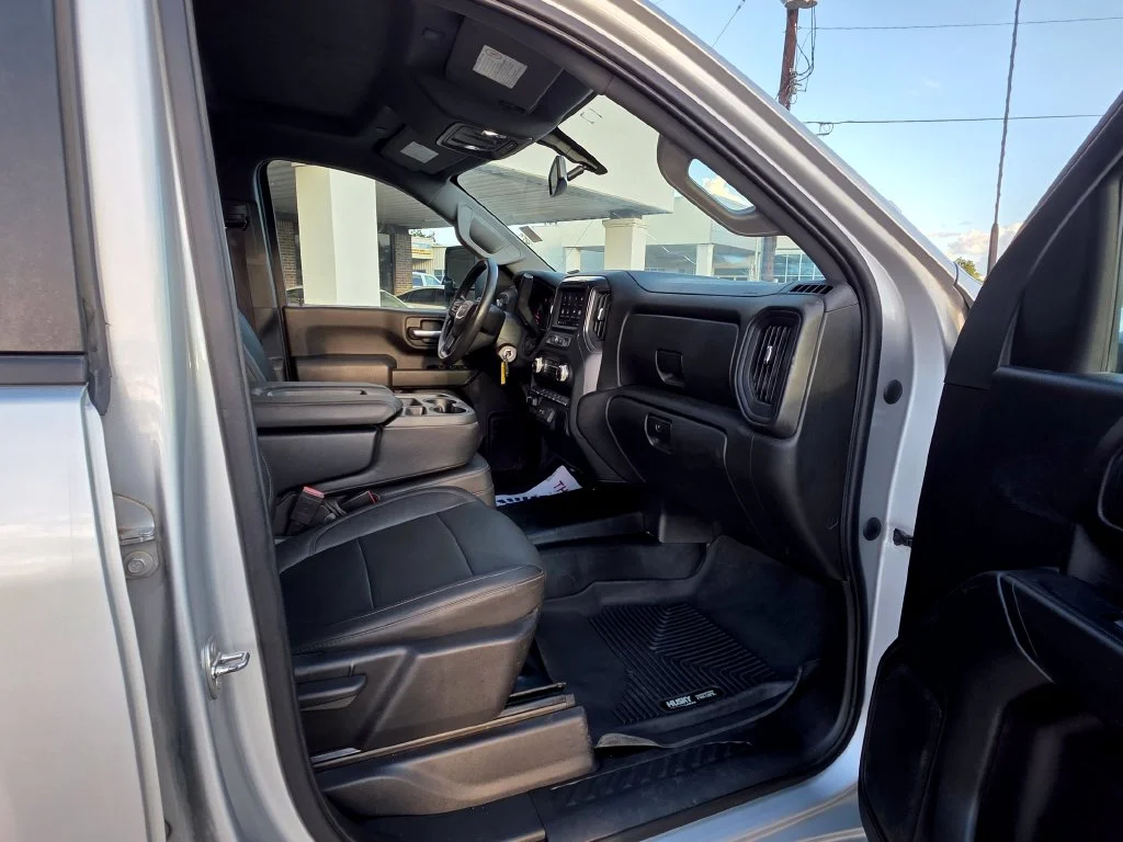 Used 2023 Silver GMC Pro image 14