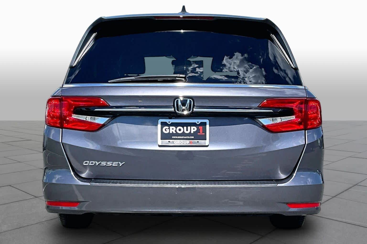 Used 2024 Modern Steel Metallic Honda EX image 5