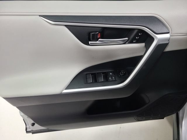 Certified Used 2022 Silver Sky Metallic Toyota Hybrid Limited image 21