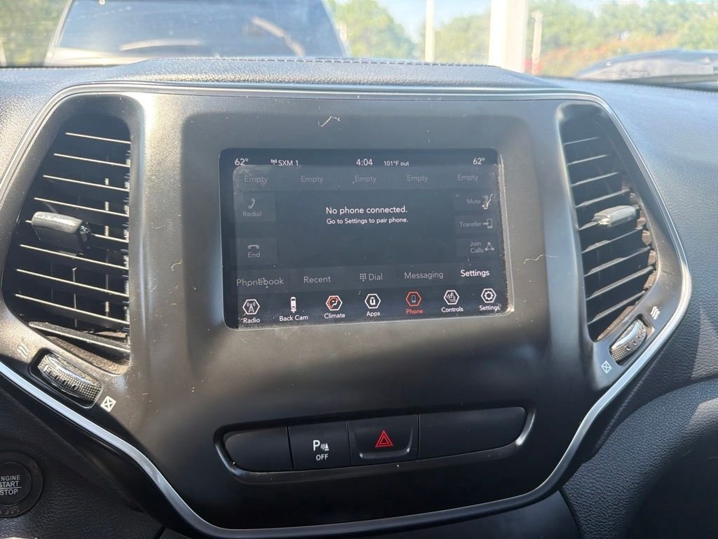 Used 2019 Red Jeep Latitude Plus image 3