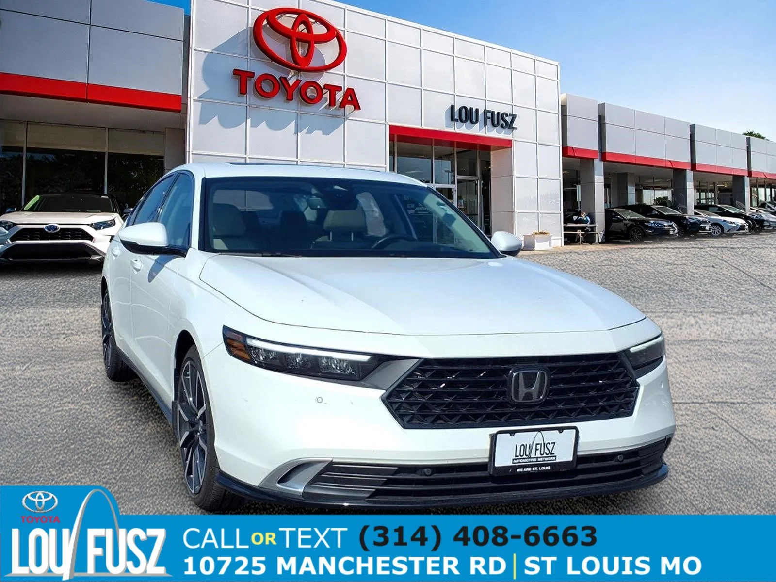 Used 2023 Platinum White Pearl Honda Touring image 1