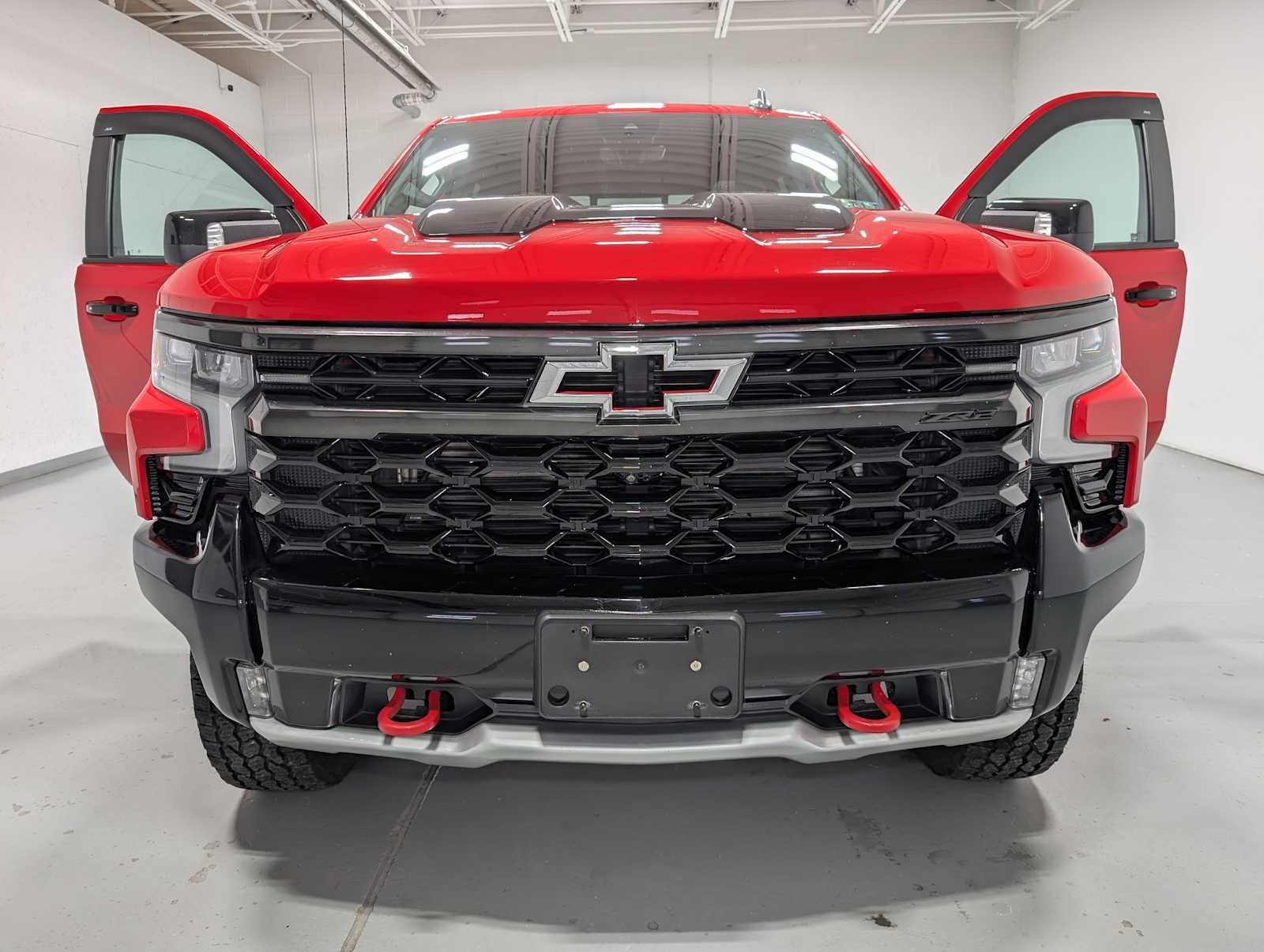 2023 Chevrolet Silverado 1500 ZR2 - Photo 15