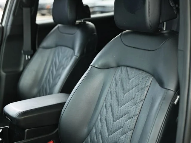 Used 2023 Wolf Gray Kia X-Line image 20