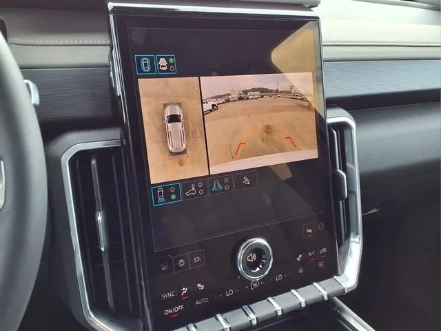 2026 GMC Acadia Elevation - Photo 9