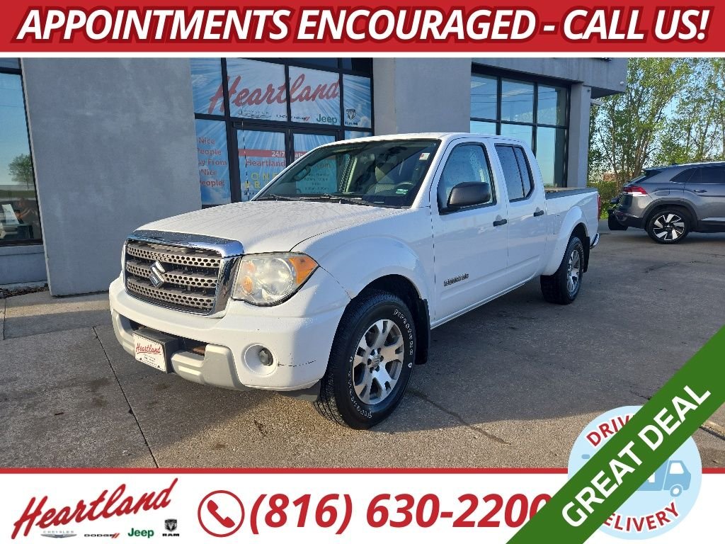 2012 Suzuki Equator Crew Cab Sport 6' Bed 4x4's photo
