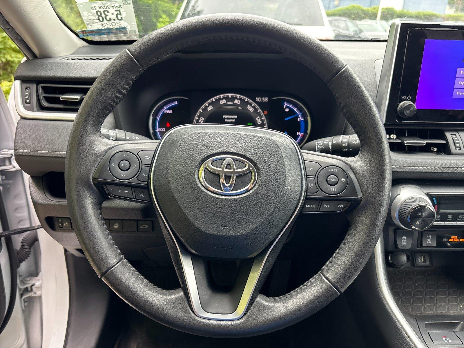 Used 2023 Wind Chill Pearl Toyota XLE Premium image 17