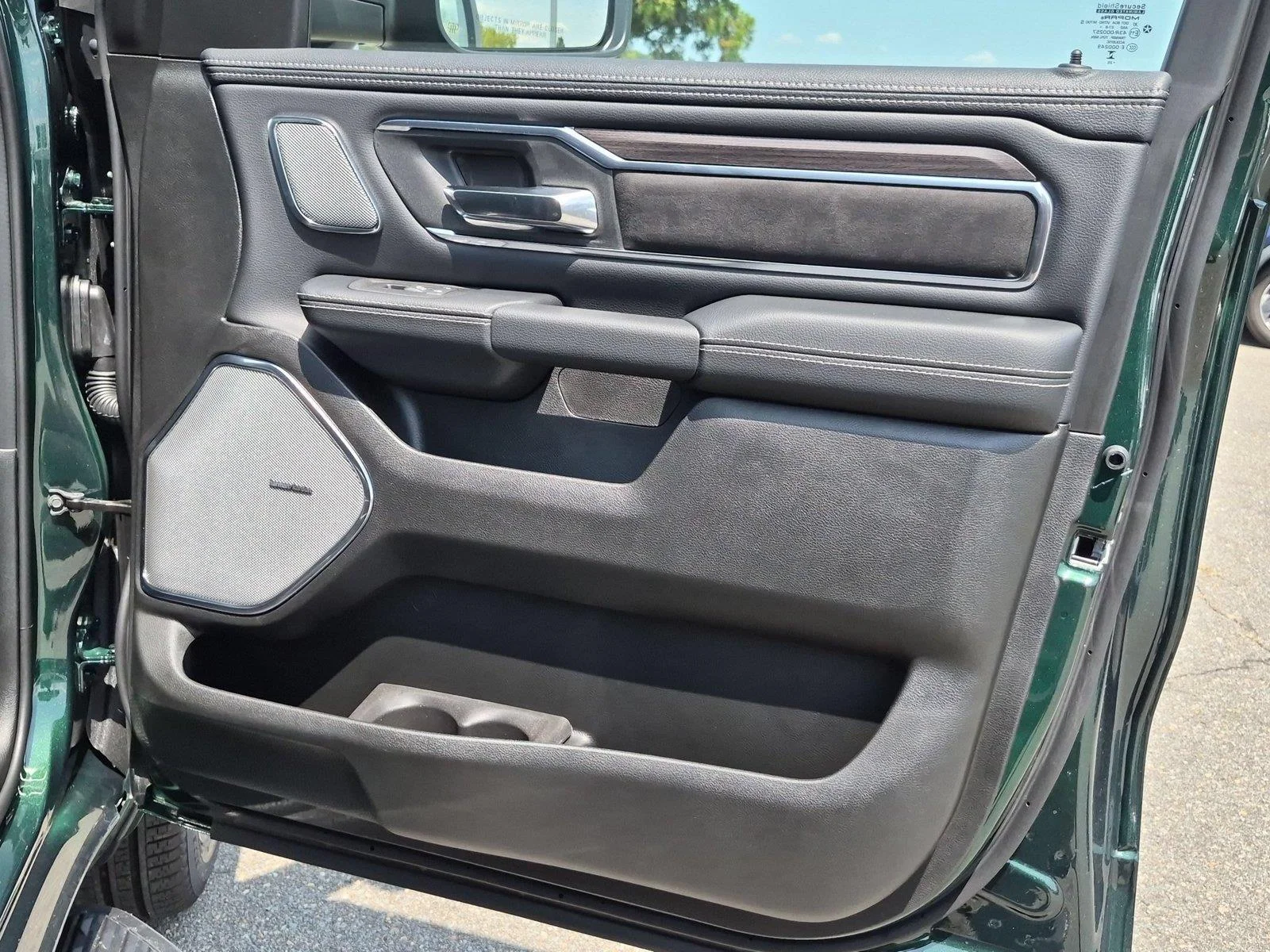 New 2026 Serrano-Green Metallic Exterior Paint RAM Laramie image 35