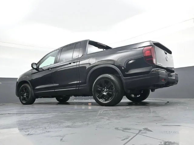 Used 2018  Honda Black Edition image 34