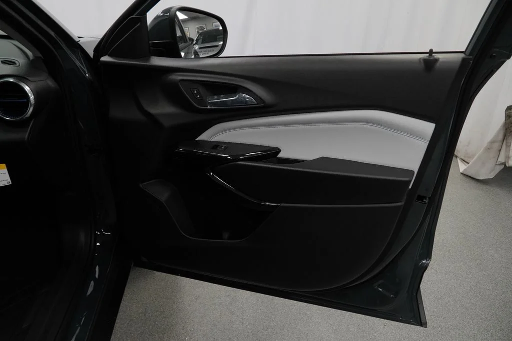 2026 Chevrolet Trax LT - Photo 27