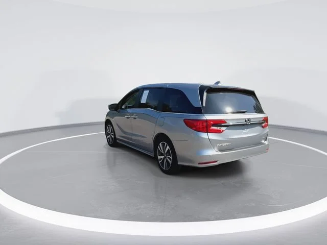Used 2023 Silver Honda Touring image 8