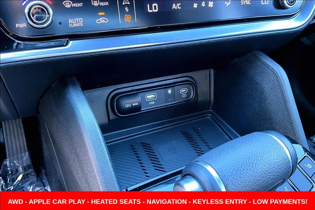 Used 2024 Blue Kia X-Line image 20
