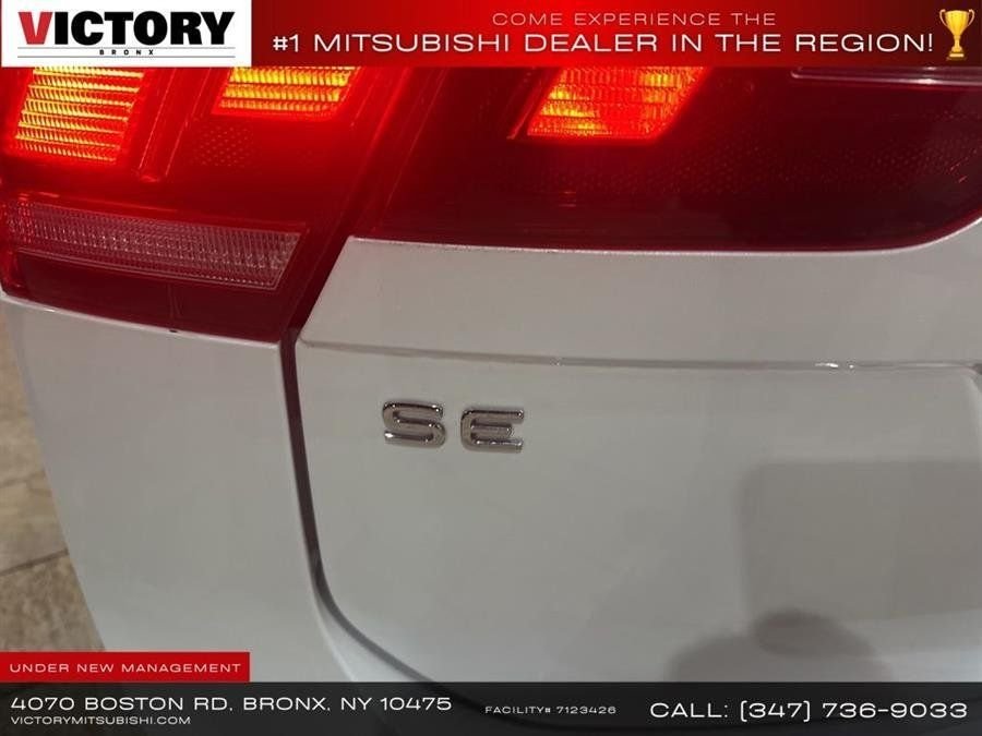Used 2023 White Volkswagen 2.0T SE image 23
