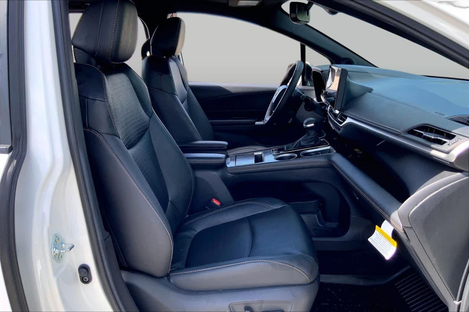 Used 2026 Ice Cap Toyota Woodland Edition image 9