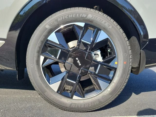 New 2026 Wolf Gray Kia SX Prestige image 7