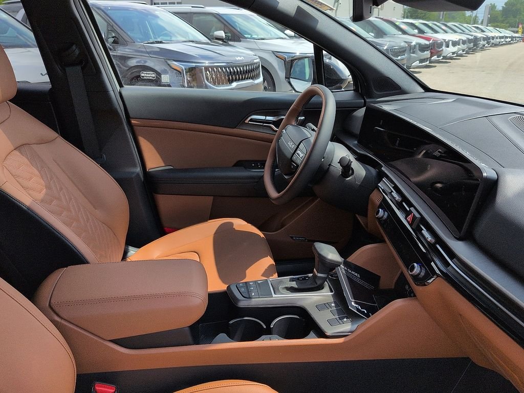 New 2026 Wolf Gray Kia X-Line image 7