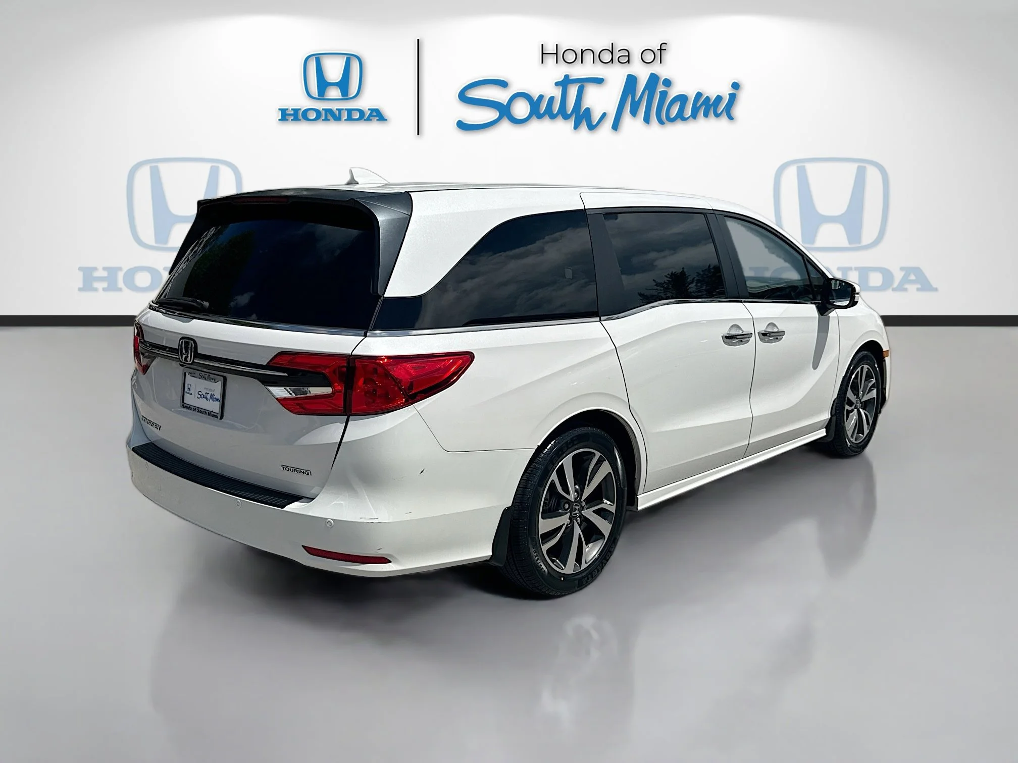 2023 Honda Odyssey Touring - Photo 7