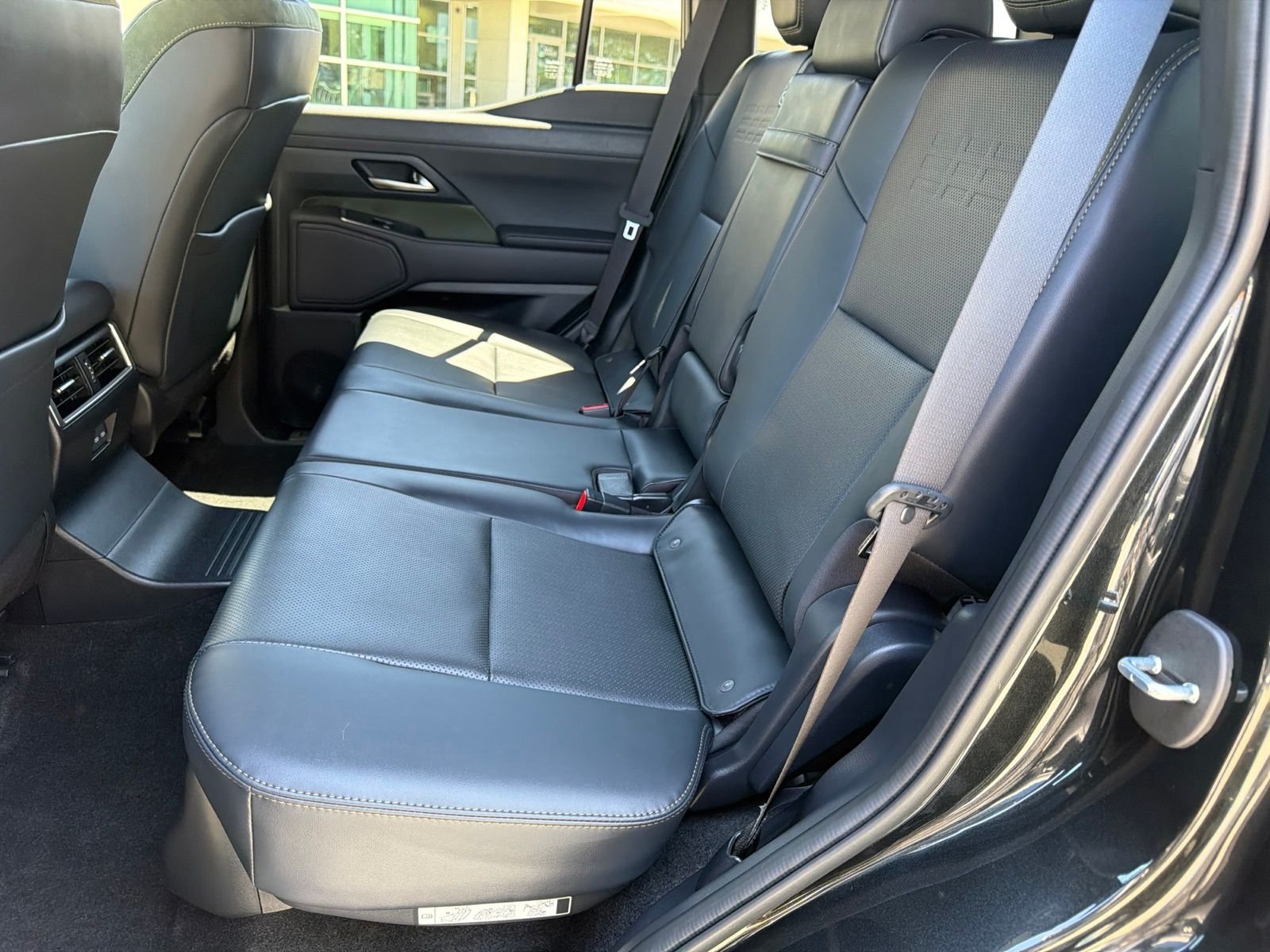 Used 2025 Black Lexus 550 Overtrail image 36