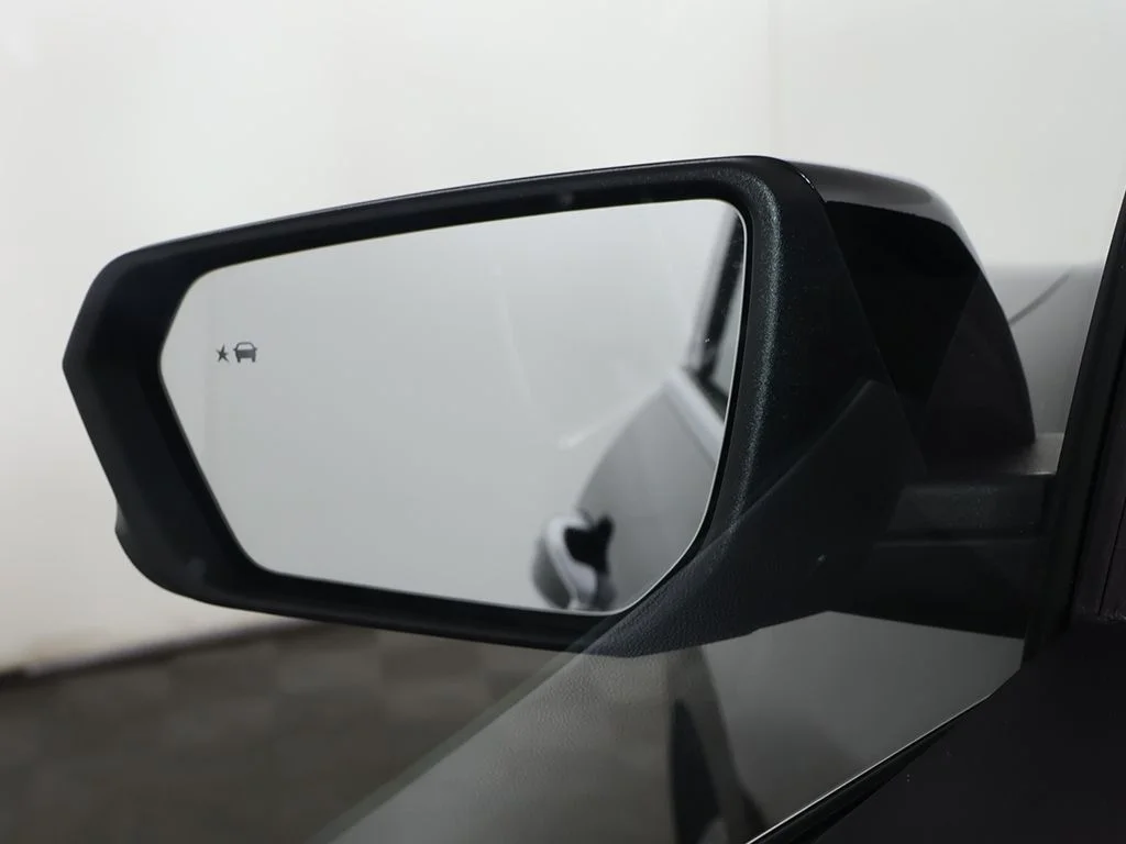 Used 2022 Black Chevrolet Premier image 32