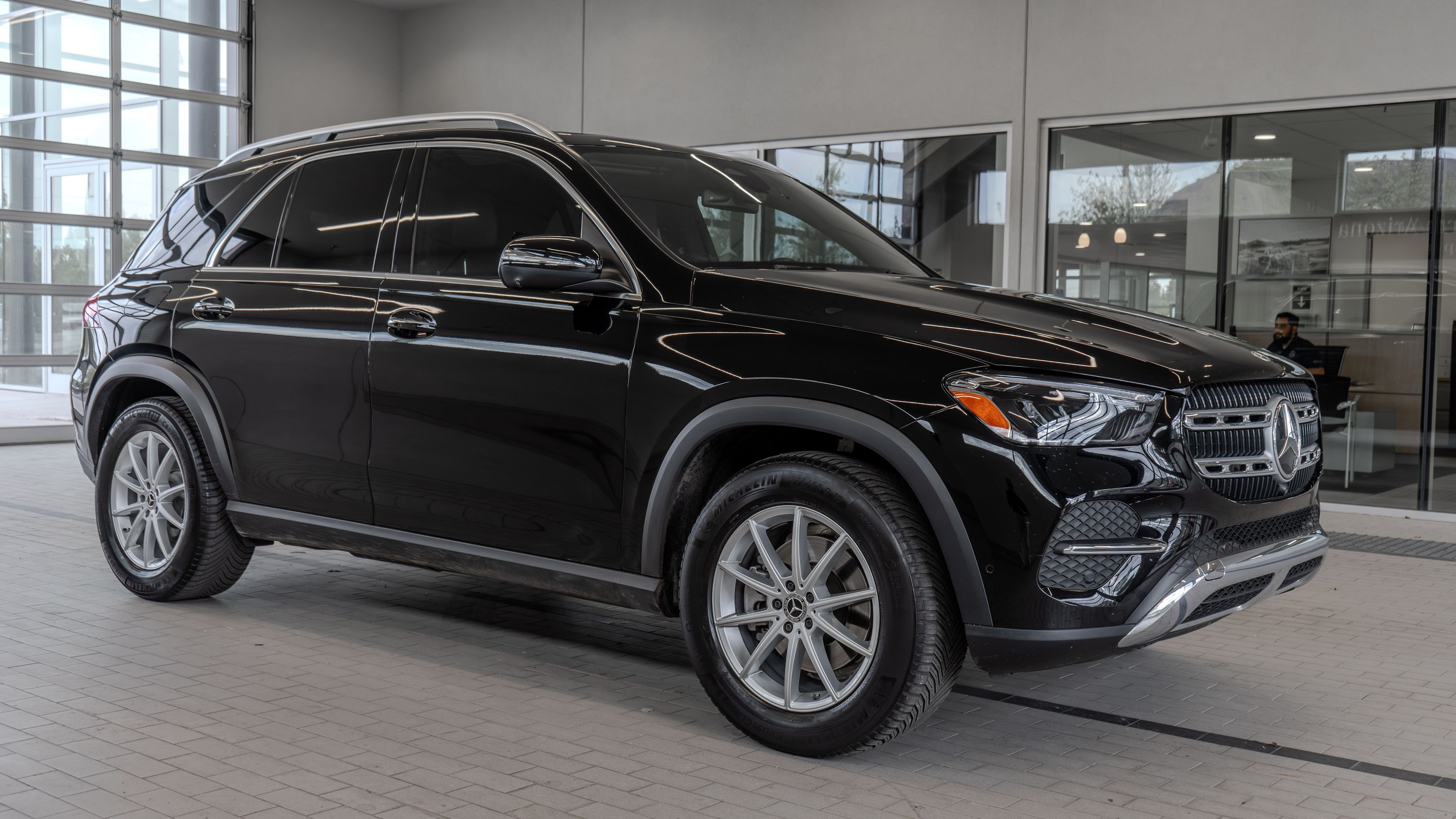 Certified Used 2024 Black Mercedes-Benz GLE 350 image 12