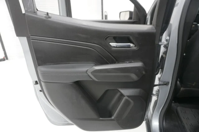 Used 2024 SILVER Chevrolet 2WD LT image 18