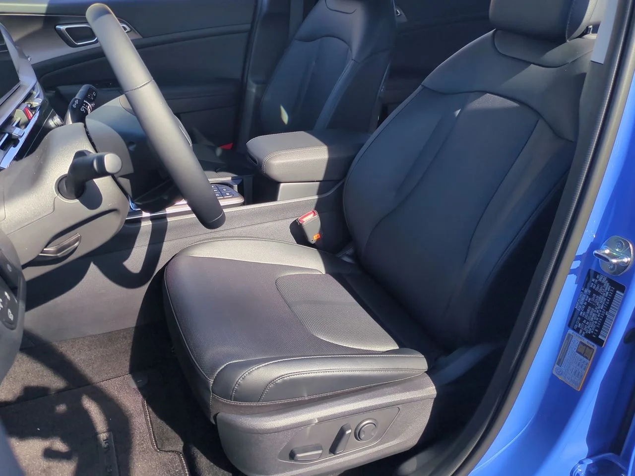 New 2026 Nebular Blue Kia EX image 19