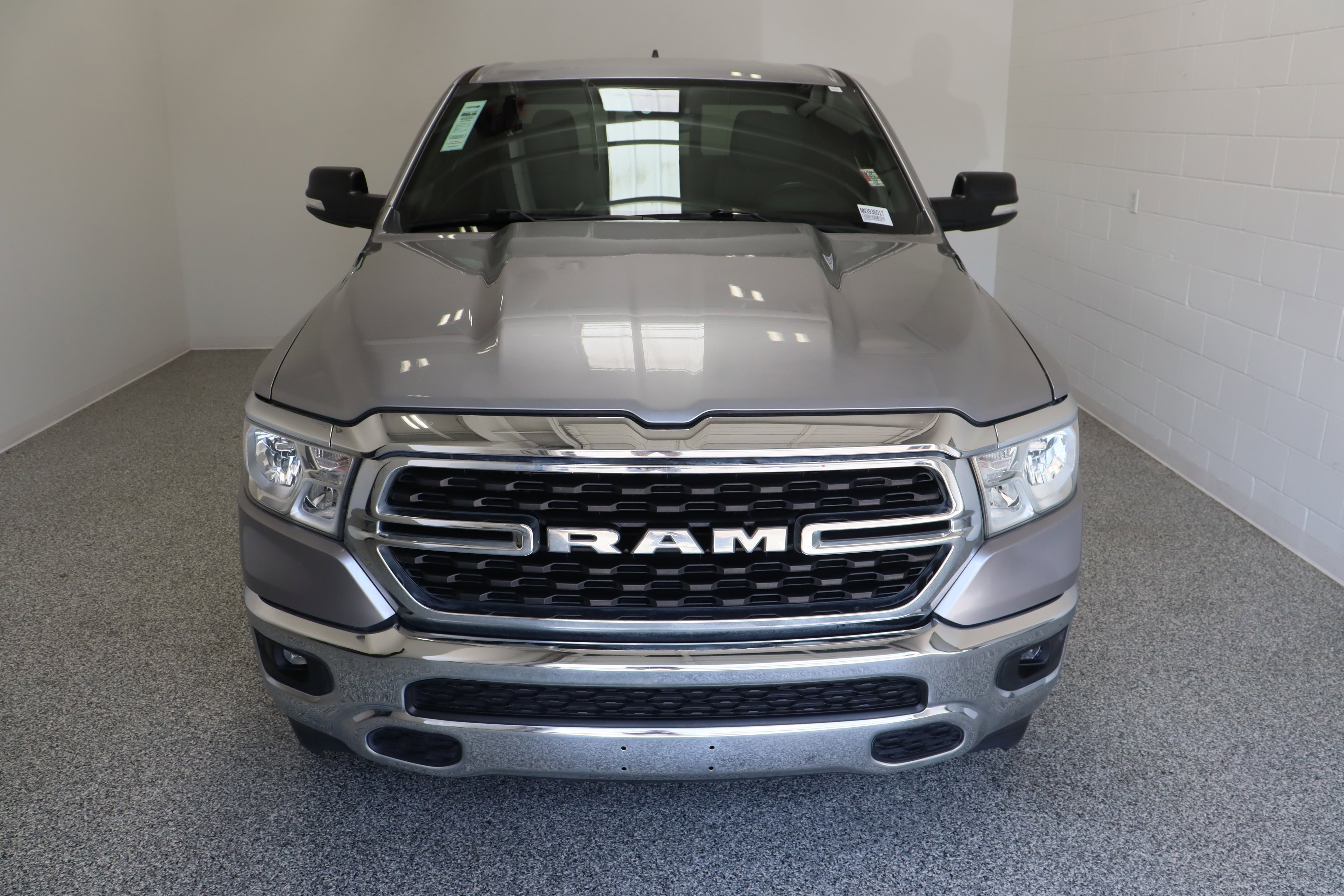 Used 2022 Billet Silver Metallic Clearcoat Ram Lone Star 5.7L image 3