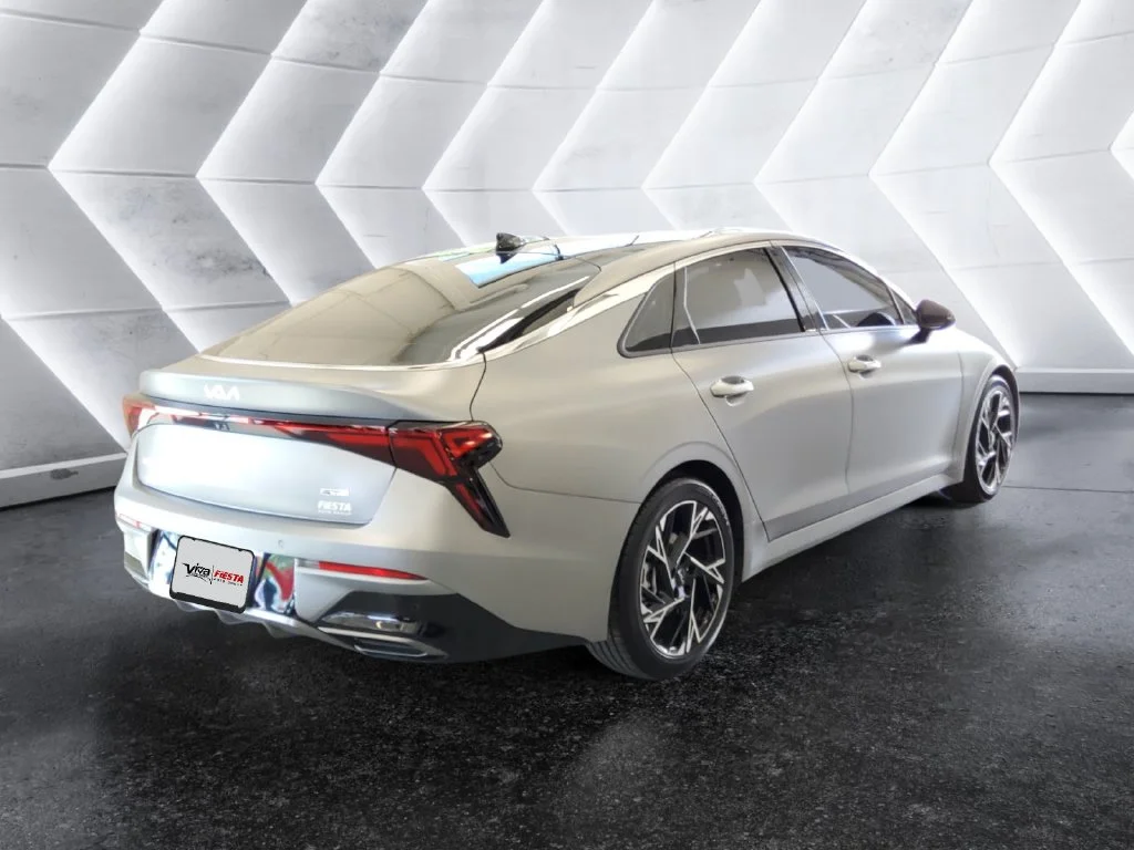 Certified Used 2025 Gray Kia GT-Line image 4