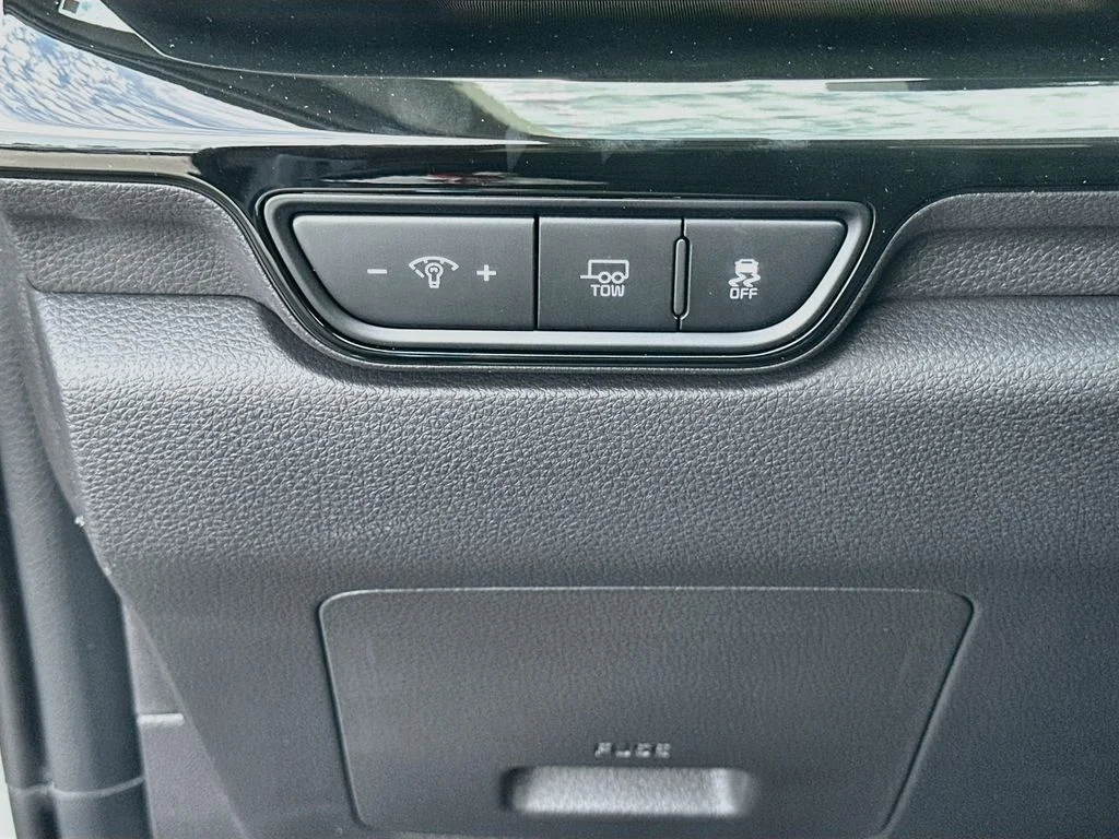New 2026 Ceramic Silver Kia SX Prestige image 10