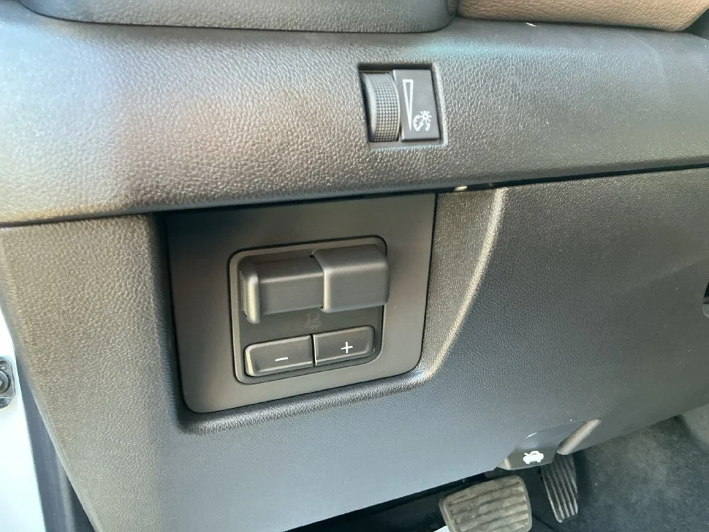 Certified Used 2026 Summit White GMC Denali image 32