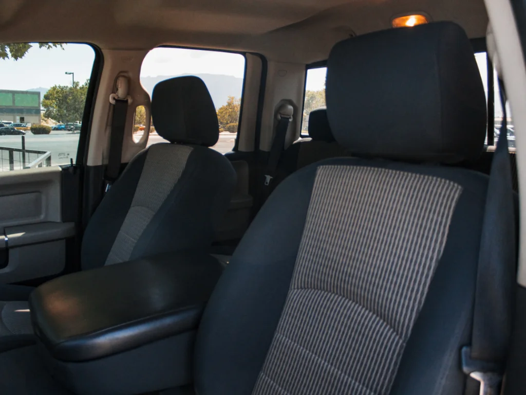 Used 2009 Mineral Gray Metallic Clearcoat Dodge SLT image 19