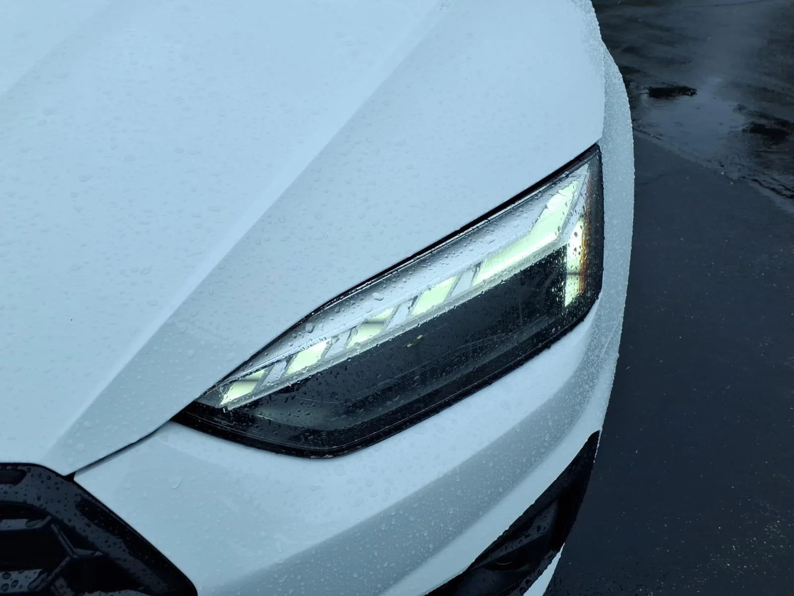 Used 2025  Audi S line Premium image 18
