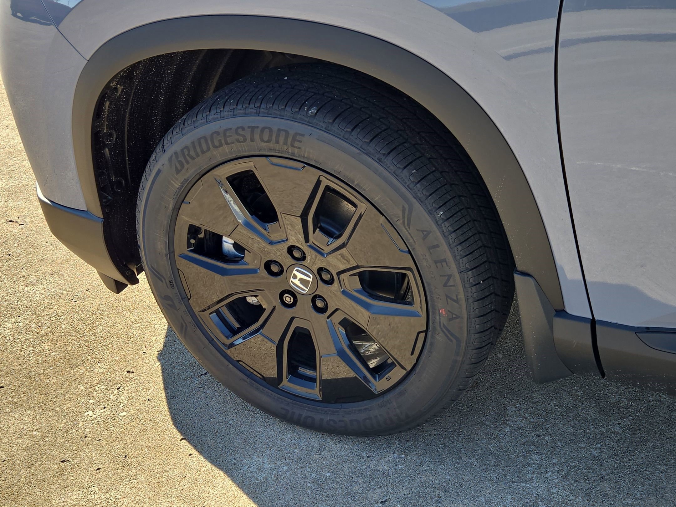 New 2026 Sonic Gray Pearl Honda Black Edition image 10