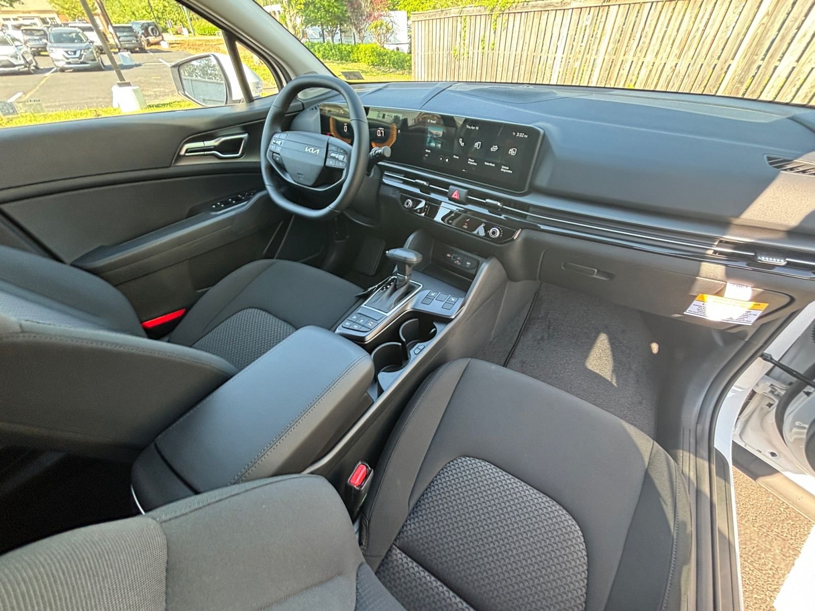 New 2026 Glacial White Pearl Kia LX image 17