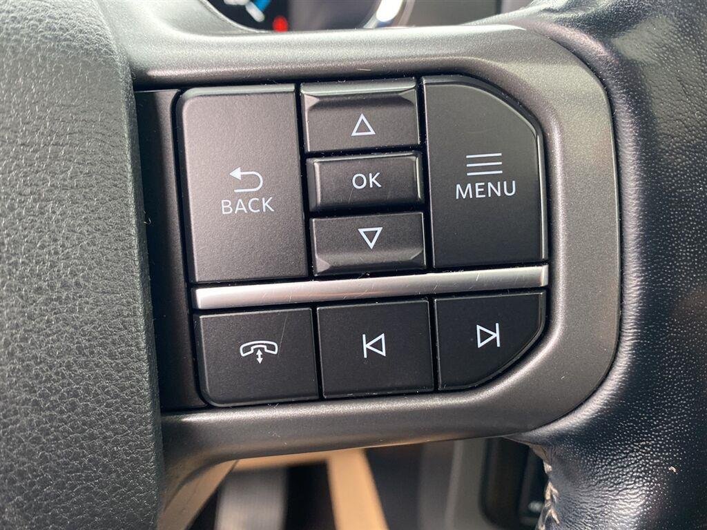 Used 2021 Star White Metallic Tri-Coat Ford LARIAT image 20