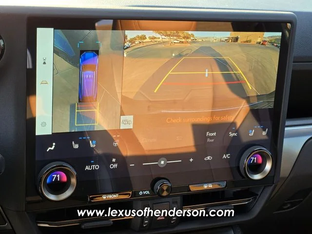 Certified Used 2025  Lexus 550 Luxury+ image 29