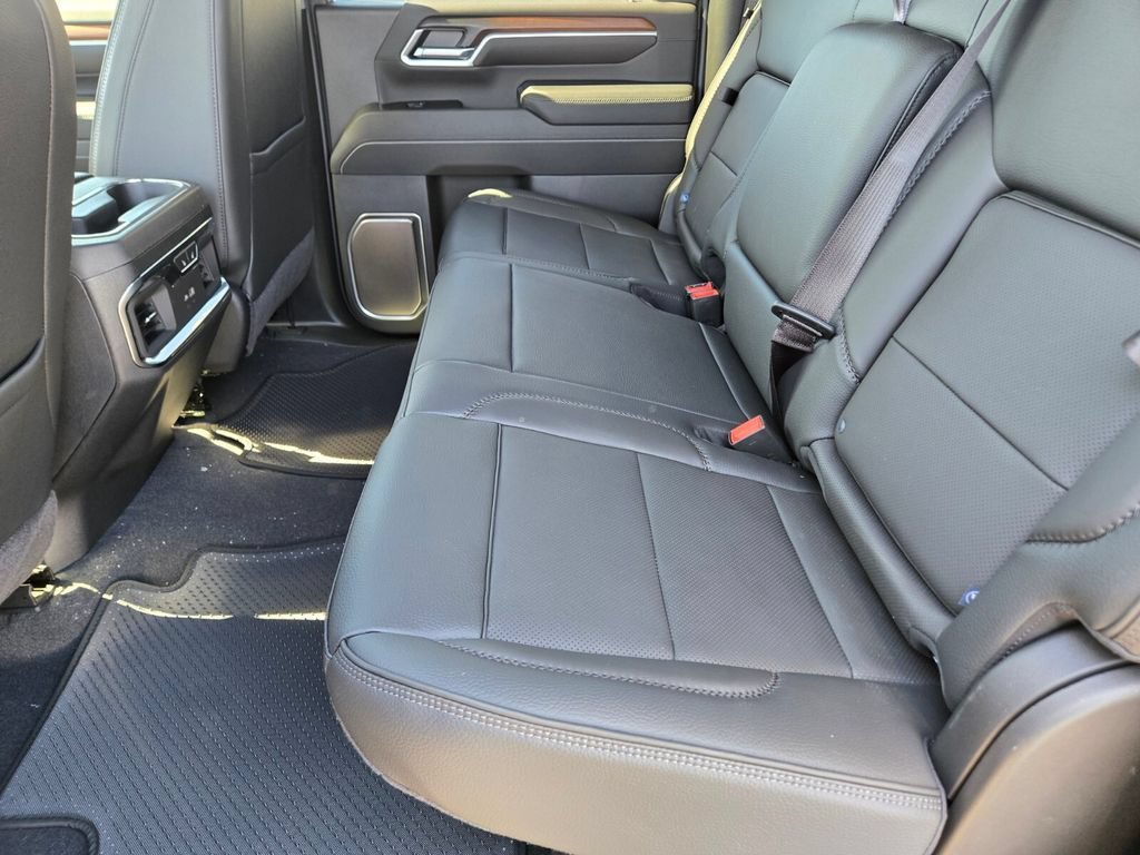 2026 GMC Sierra 2500HD Denali - Photo 8