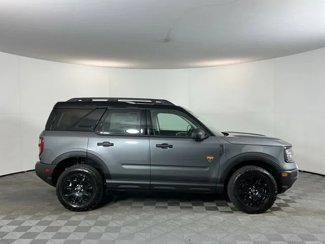 Certified Used 2026 Gray Metallic Ford Badlands image 4