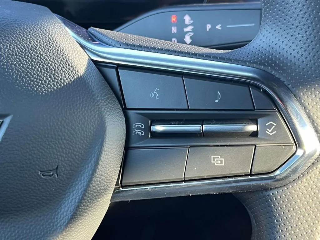New 2026 Summit White Chevrolet LT image 17