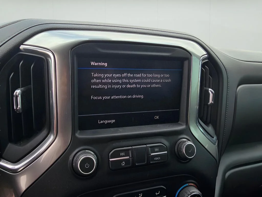 Used 2020 Shadow Gray Metallic Chevrolet LT image 15