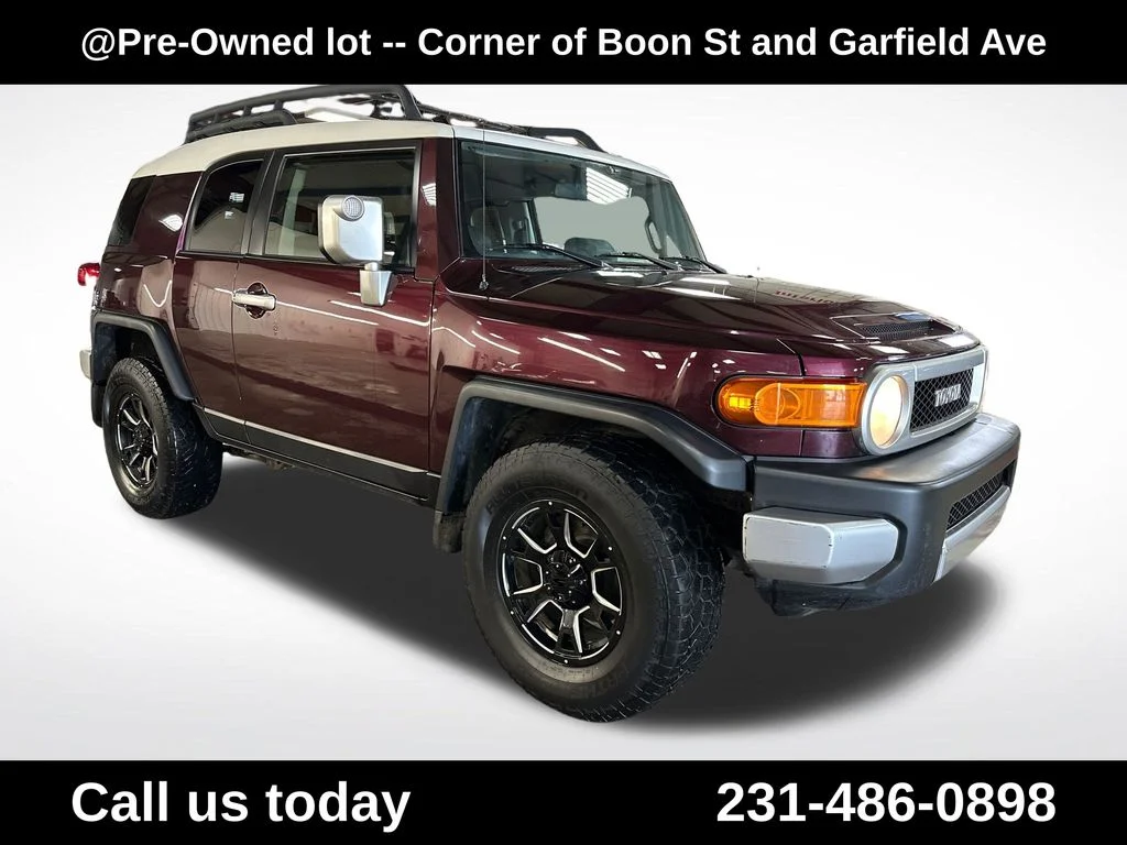 Used 2007 Red Toyota Base image 7