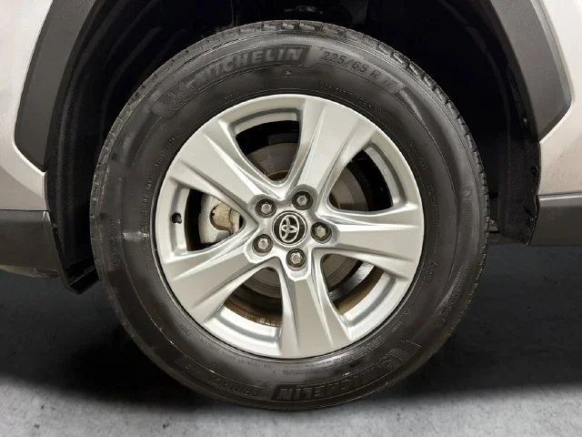 Certified Used 2025 Silver Toyota XLE image 43