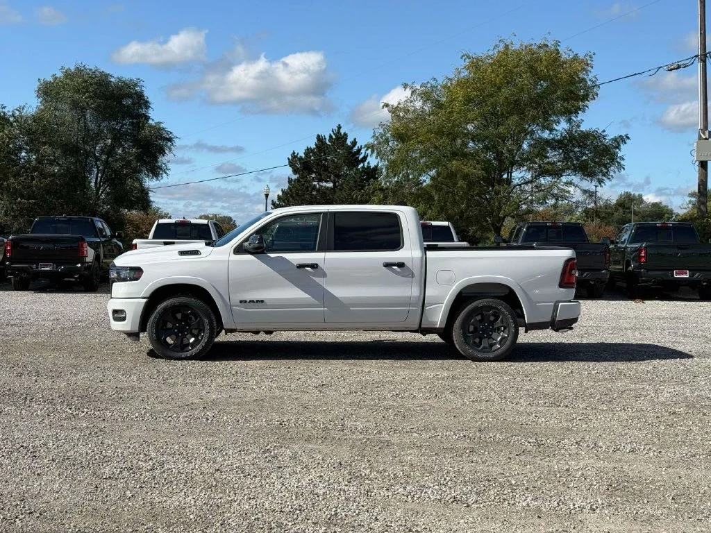 New 2026 Bright White Clear-Coat Exterior Paint RAM Big Horn/Lone Star image 8