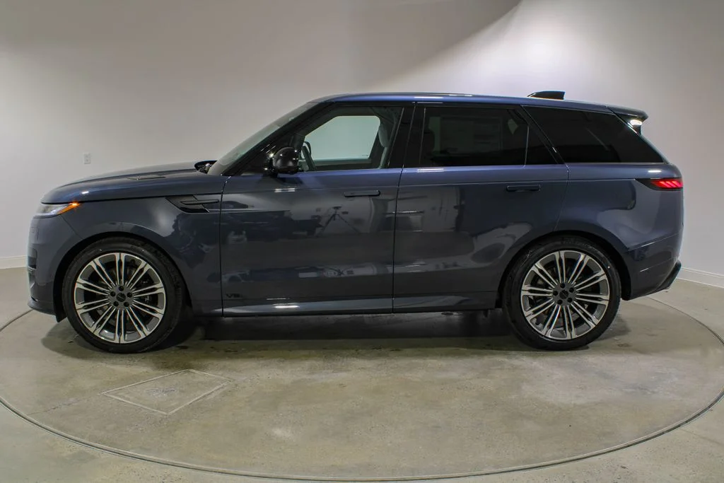 New 2026 Varesine Blue Land Rover Dynamic SE P530 V8 image 2