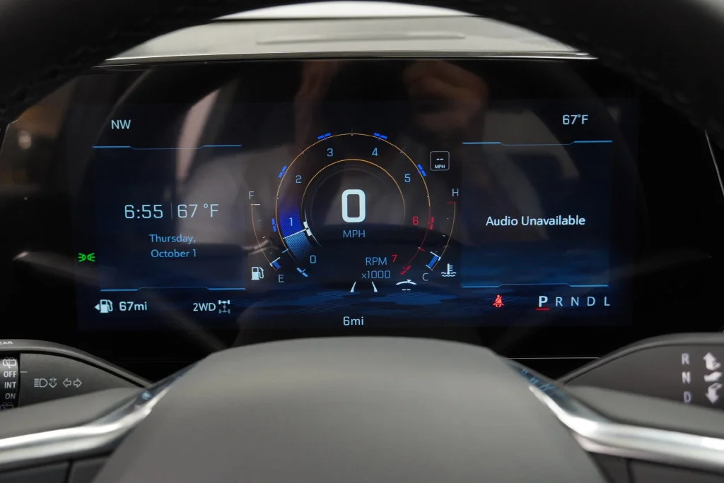 New 2027 Sterling Gray Metallic Chevrolet LT image 15